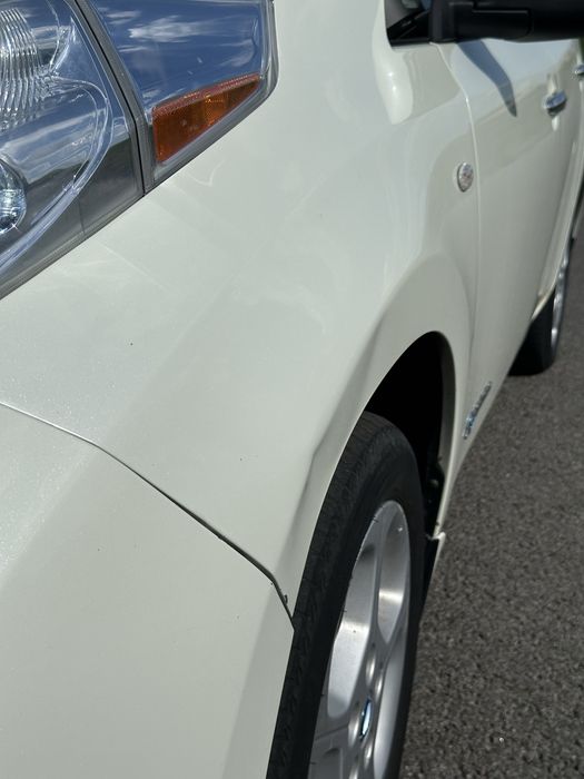 Продам Nissan Leaf