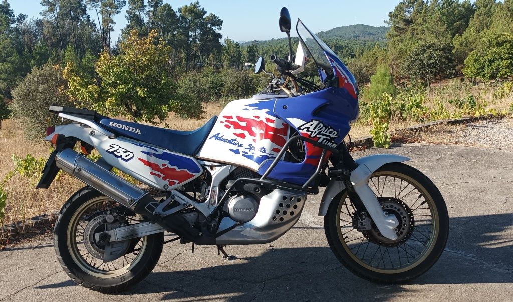 Honda África Twin XRV 750 RD07
