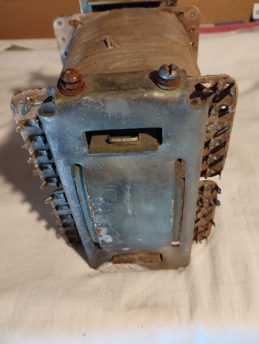 Transformator TCA 270  od telewizora Rubin