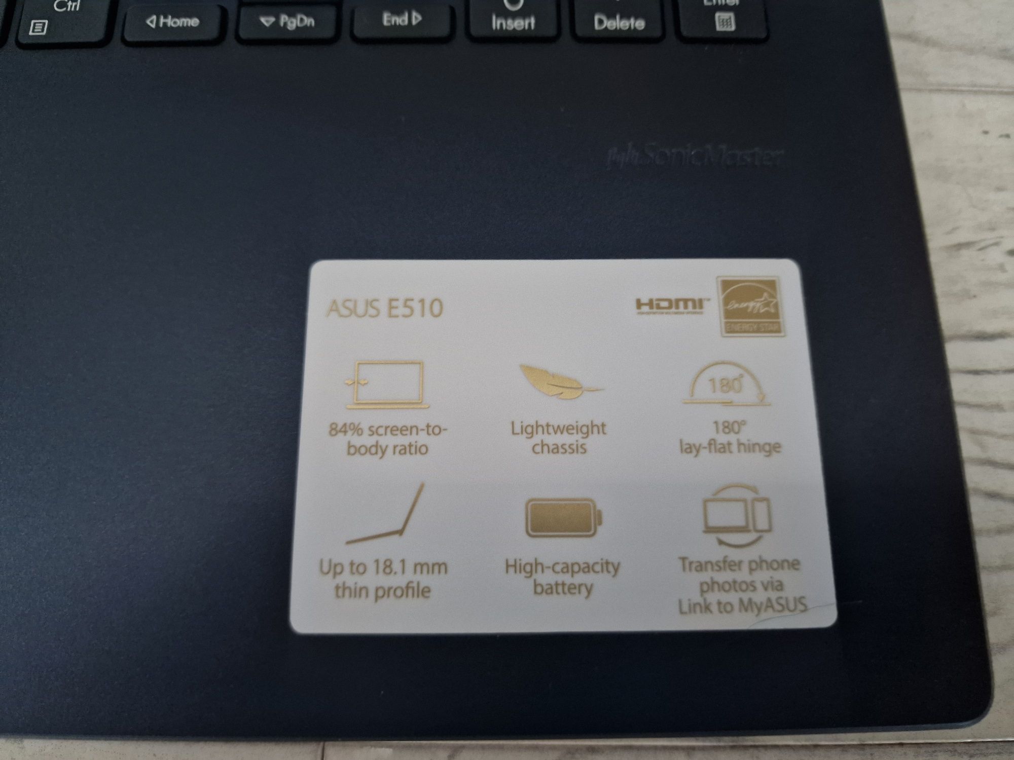 Laptop asus e510 stan bardzo dobry