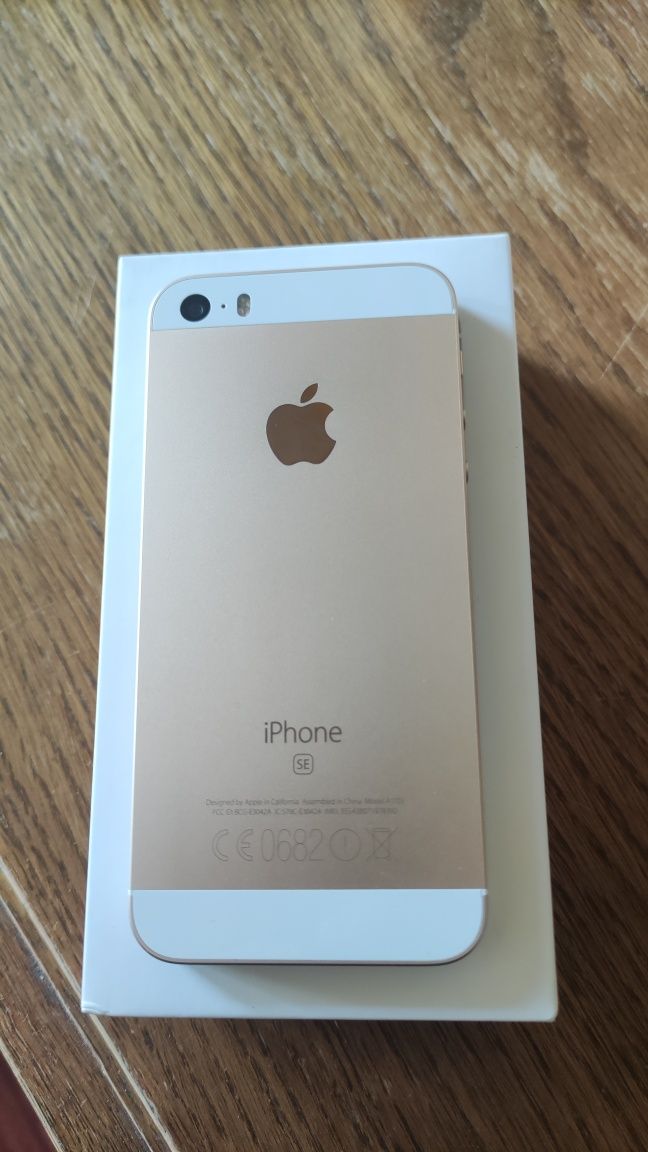 Iphone SE 2016 64gb Gold Idealny