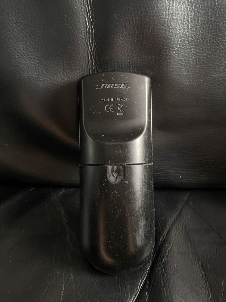 Pilot do telewizora Bose Bluetooth