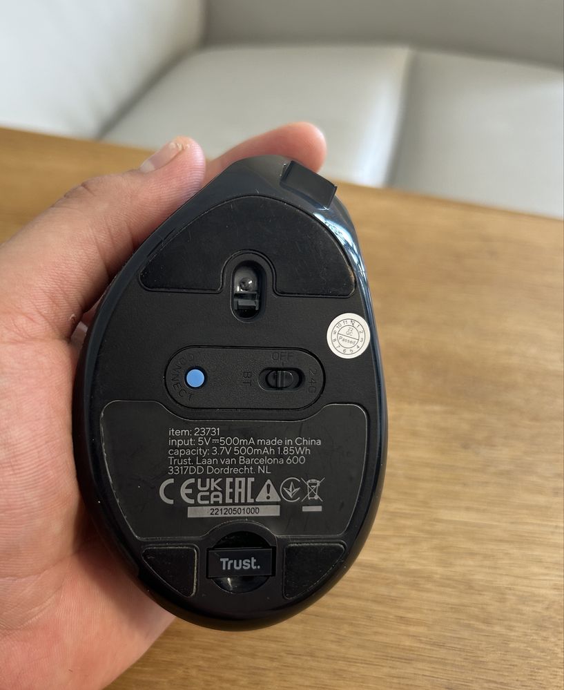 Trust Voxx Ergonomic Wireless Rechargeable myszka dobry stan