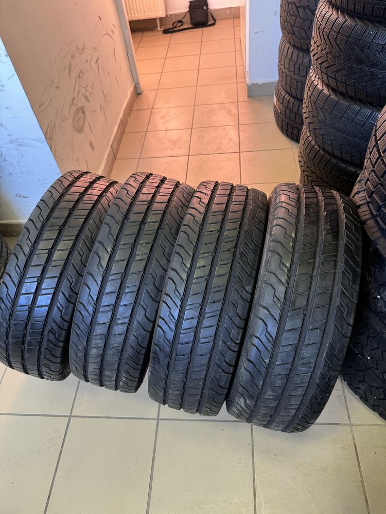 Шини 215/70R 15c 2018рік Continental ContiVanContact