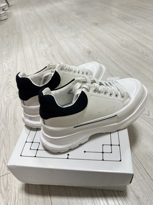 Кросовки в стиле Макквин ( Alexander McQUEEN)