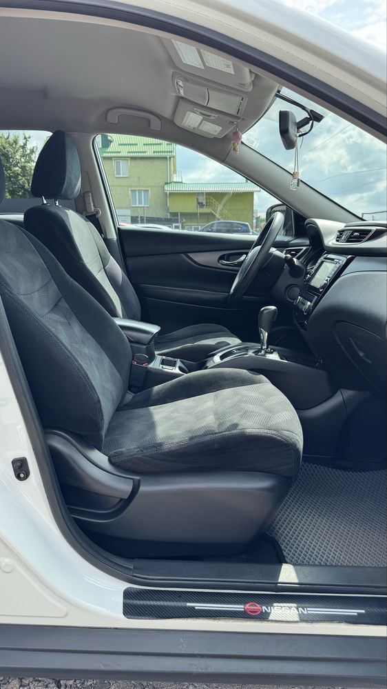 Nissan Rogue Ніссан Рог 2016р. 2.5 газ/бенз, Автомат. Камери 360