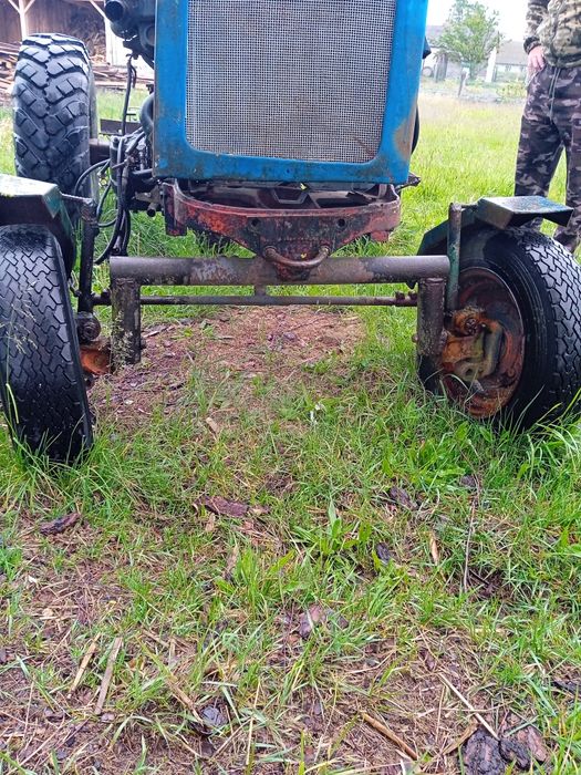 Передок з колесами та блотниками на саморобний трактор