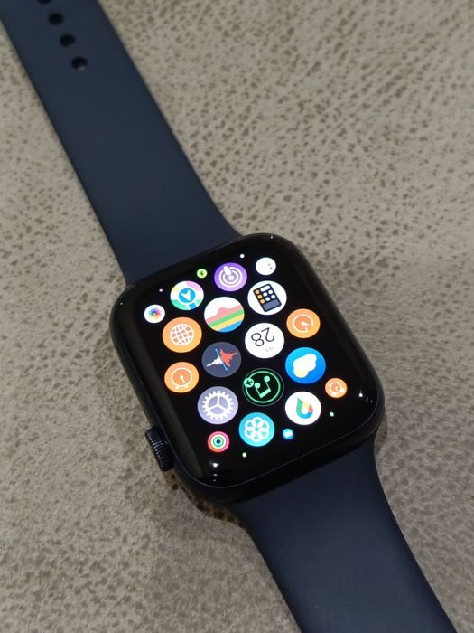 Смарт-годинник Apple watch SE 2