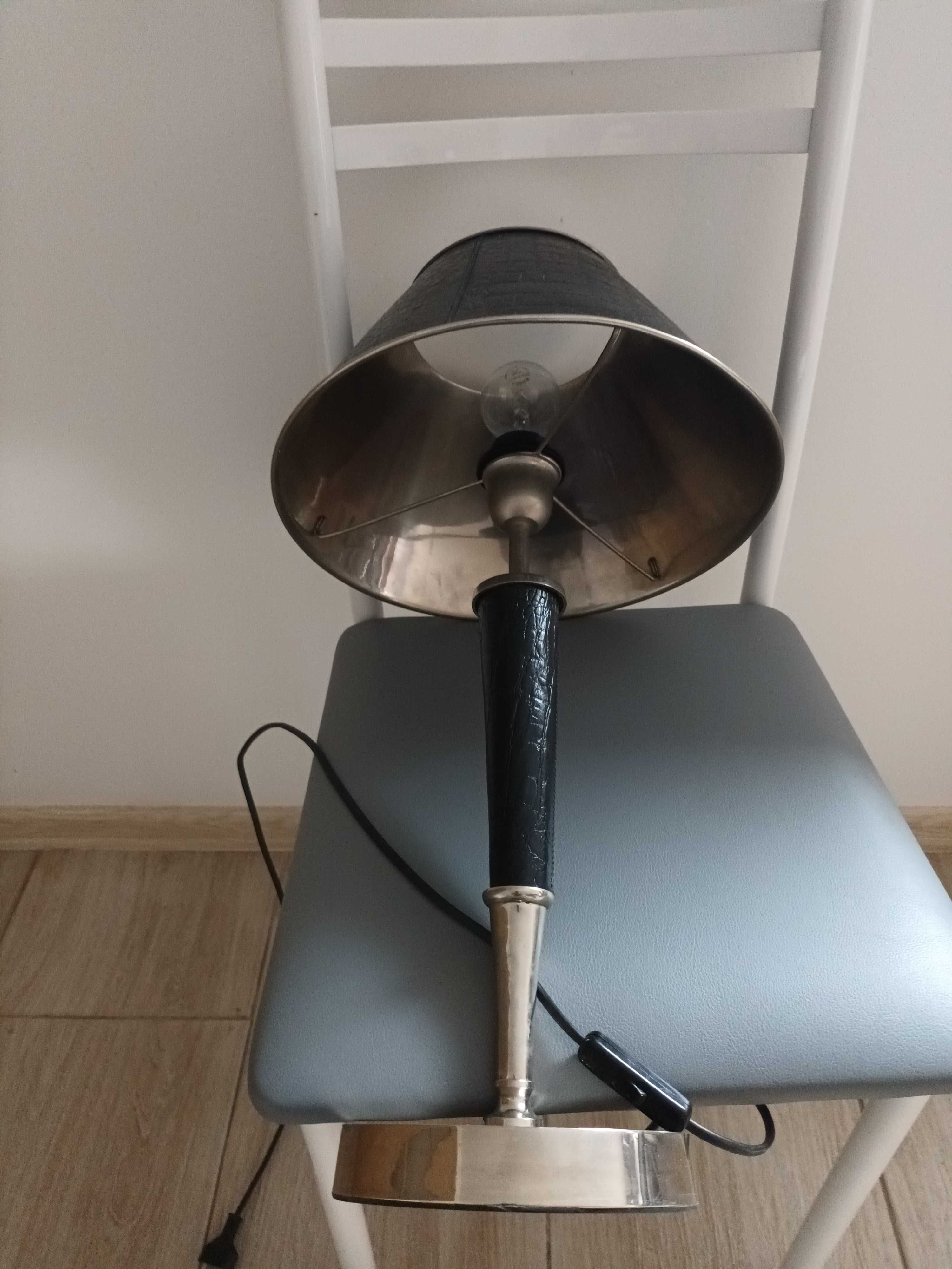 lampa smukła metalowa super stan czarna