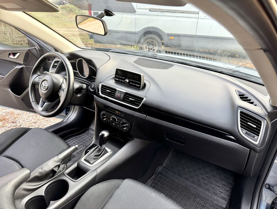 Продам Мазда3 SkyActiv