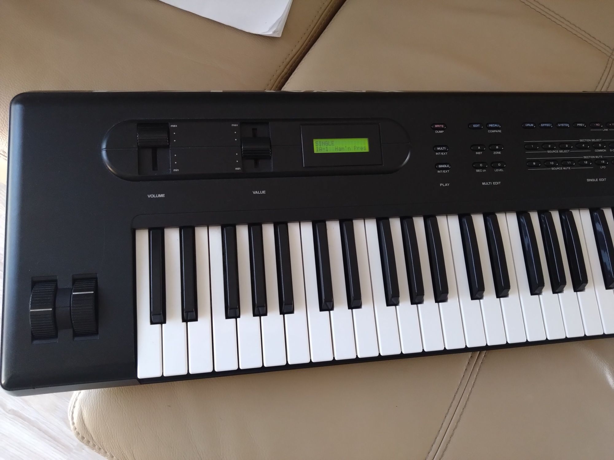 Kawai K4 syntezator