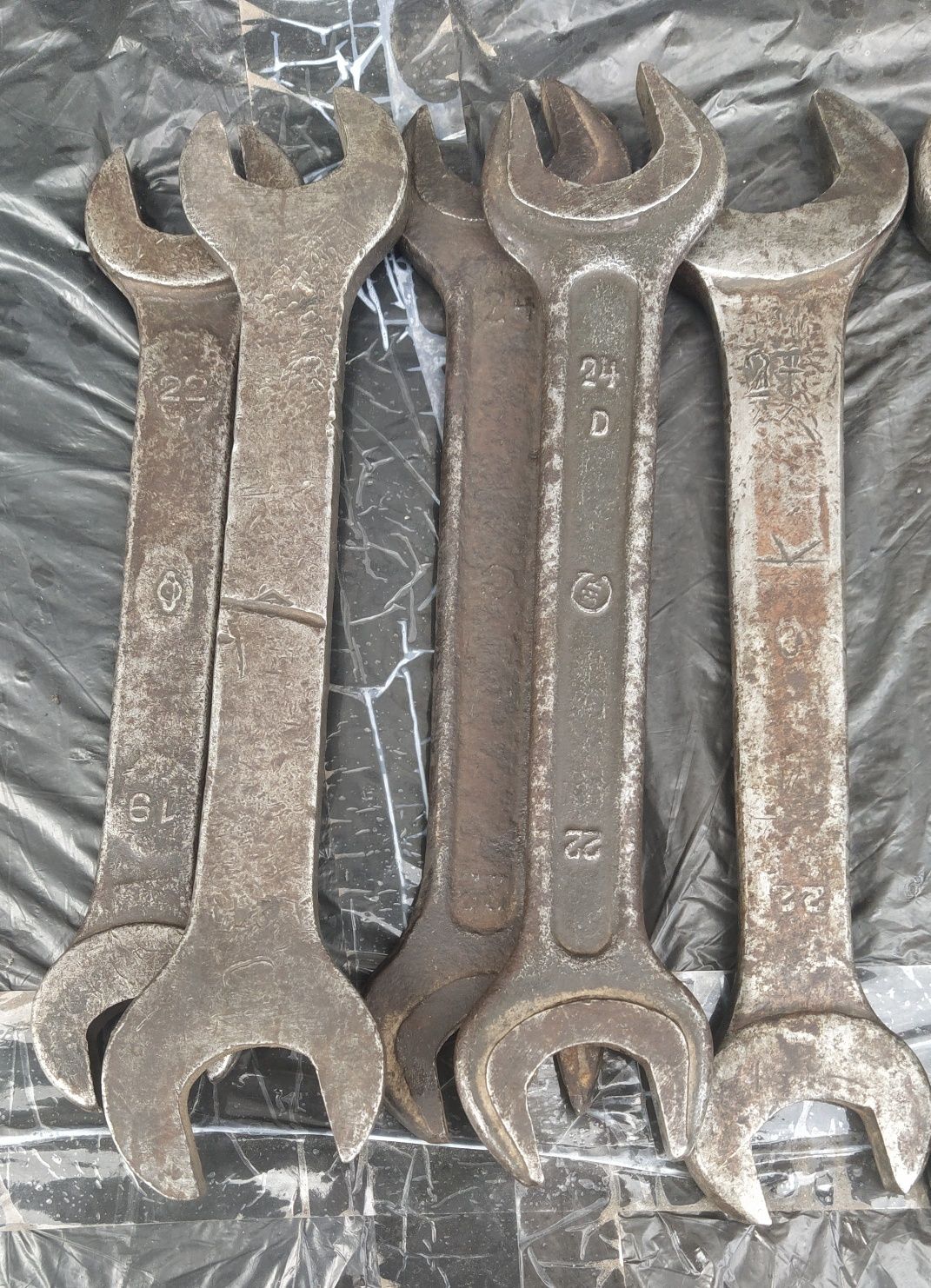 Продам ключи гаечные