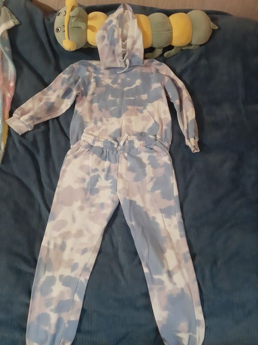 Продам женский флисовый костюм