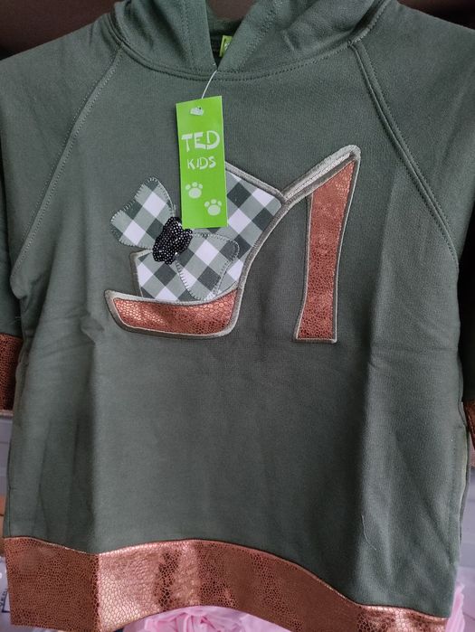 Sweates criança cardadas 2,50 Euros      só para REVENDA