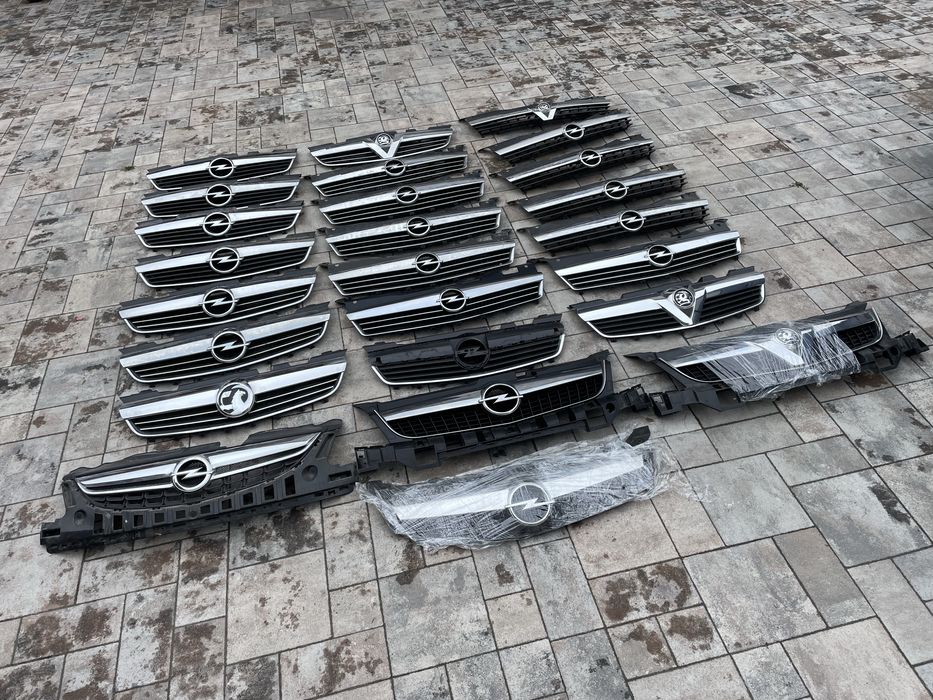Решітка радіатора решотка гриль opel astra h Zafira B Vectra C Corsa