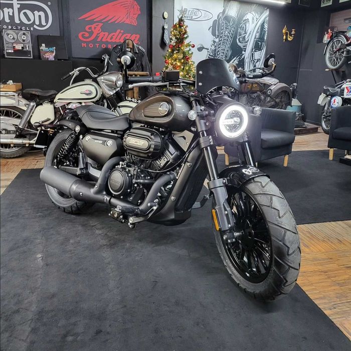 Keeway Benda V 302 Cruiser