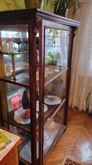 Przeszklona /ponad 100letnia/ witryna do renowacji