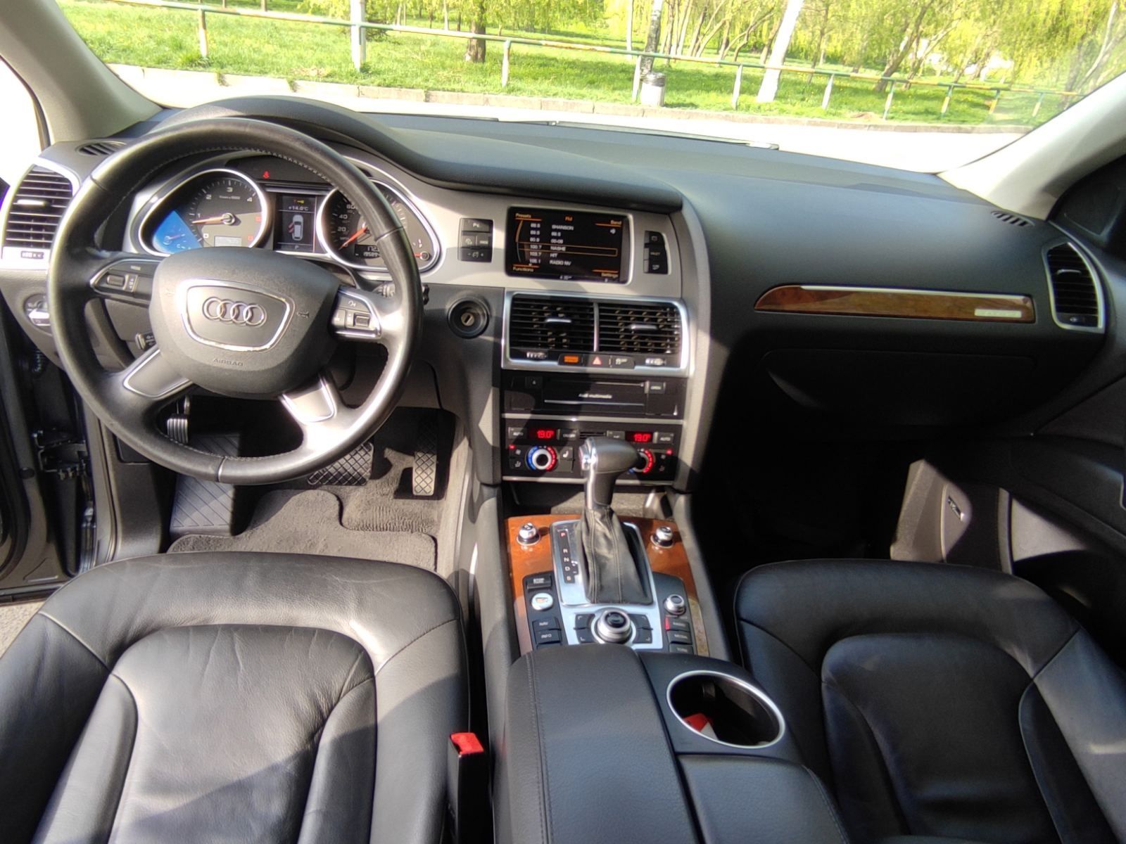 Продам Audi Q7 Quattro  2013 рік.
