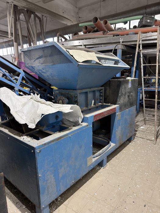 Młyn dwuwałowy rok produkcji 2021