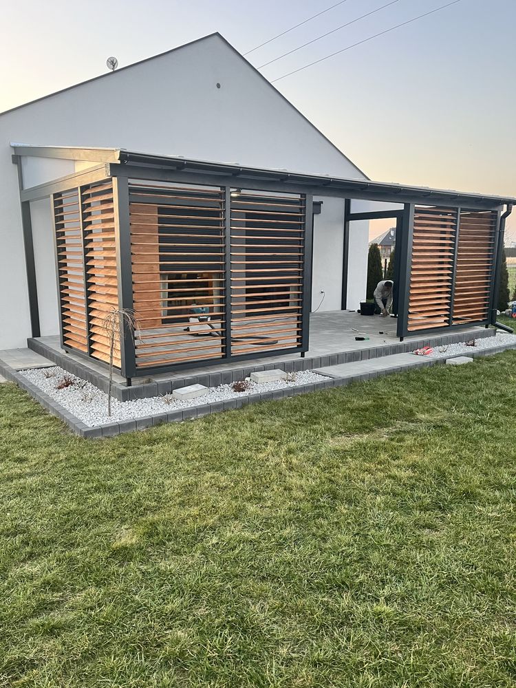 Zadaszenie tarasu pergola ruchome deseczki shuttersy