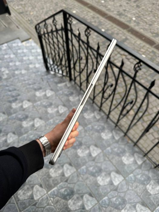 MacBook Air 13,6’ M3 16ram 512ssd Starlight MXCU3 акуму 100% 19 циклів