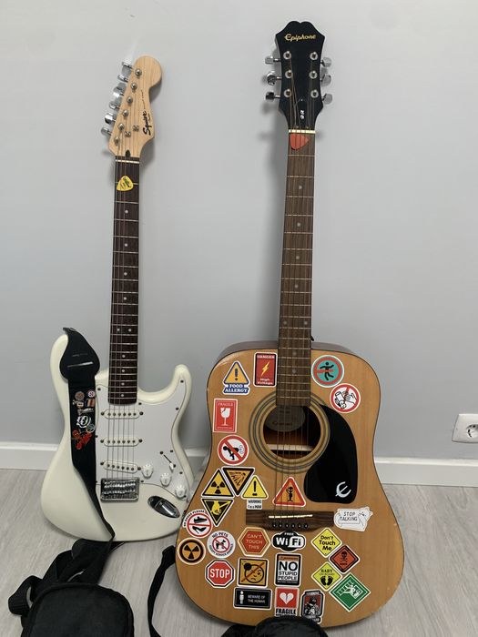 Conjunto de guitarras mais material