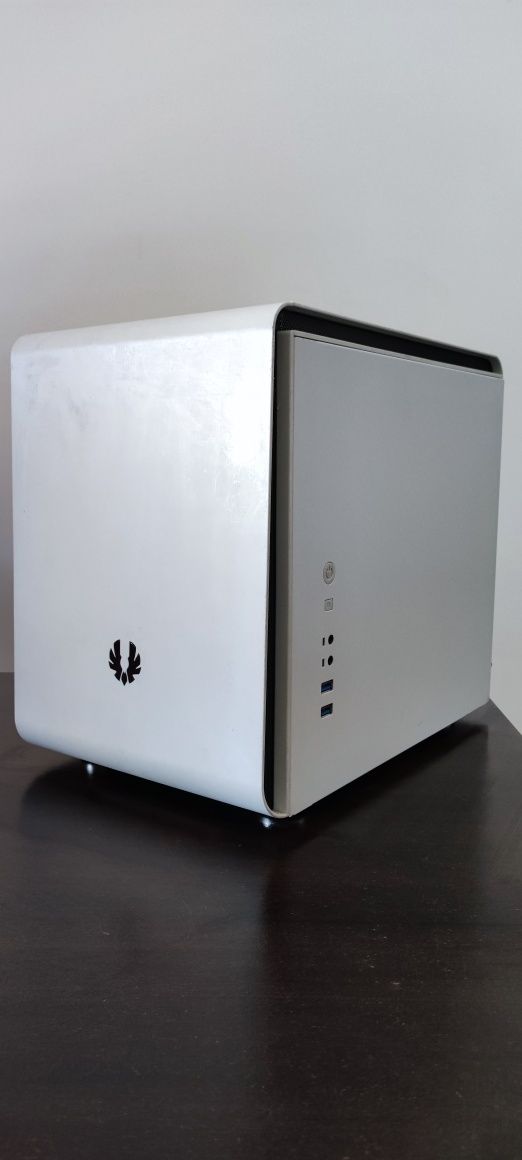 Computador Gaming BitFenix i7 6700|16GB|M2 256GB|HD 640GB|GTX 1660 Ti