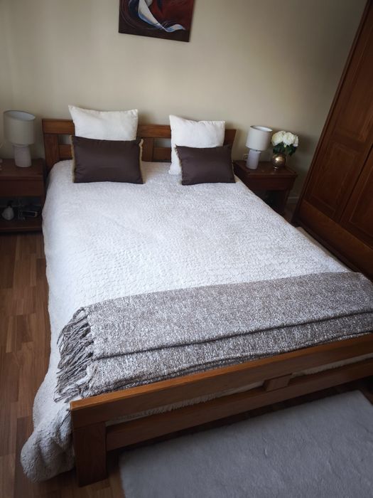 Quarto pinho  com roupeiro