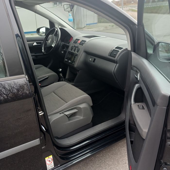 Volkswagen Touran 2010 р.в.