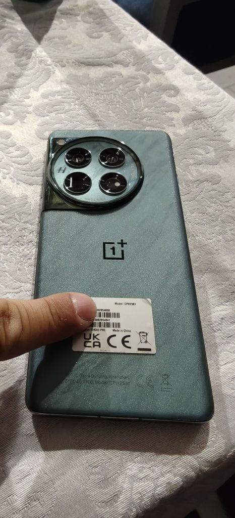 Oneplus 12 16Ram-512