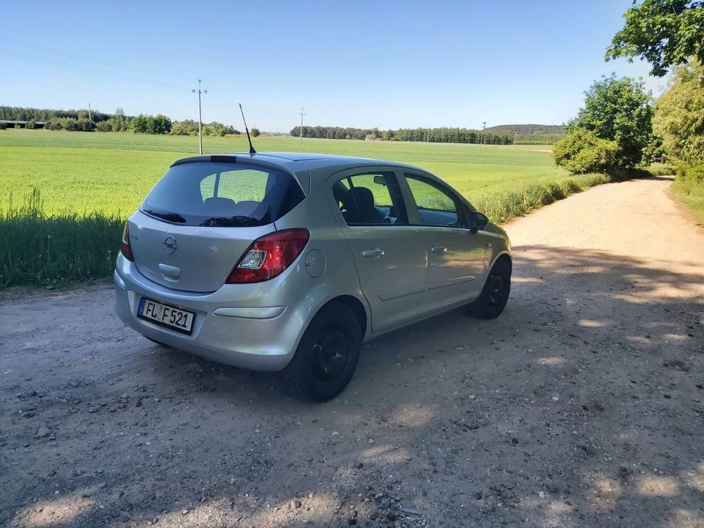 Opel Corsa D 2007 1.0 benzyna *KLIMATYZACJA*