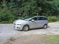 Peugeot 5008 Peugeot 5008 z gazem