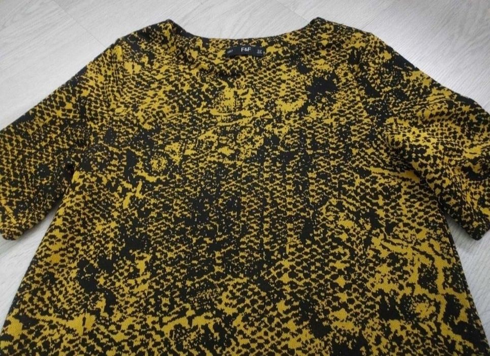 L sukienka damska czarna żótta musztardowa
wzór print F&F