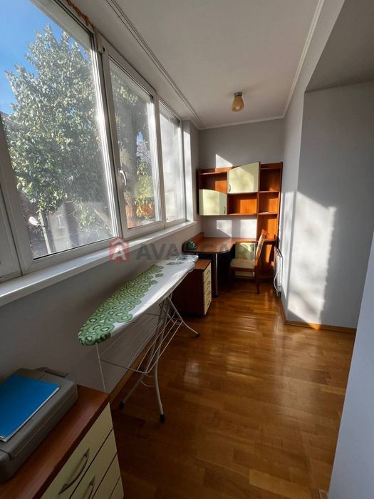 Продам 3 кімнатну кв. в новобудові, автономним опаленням.