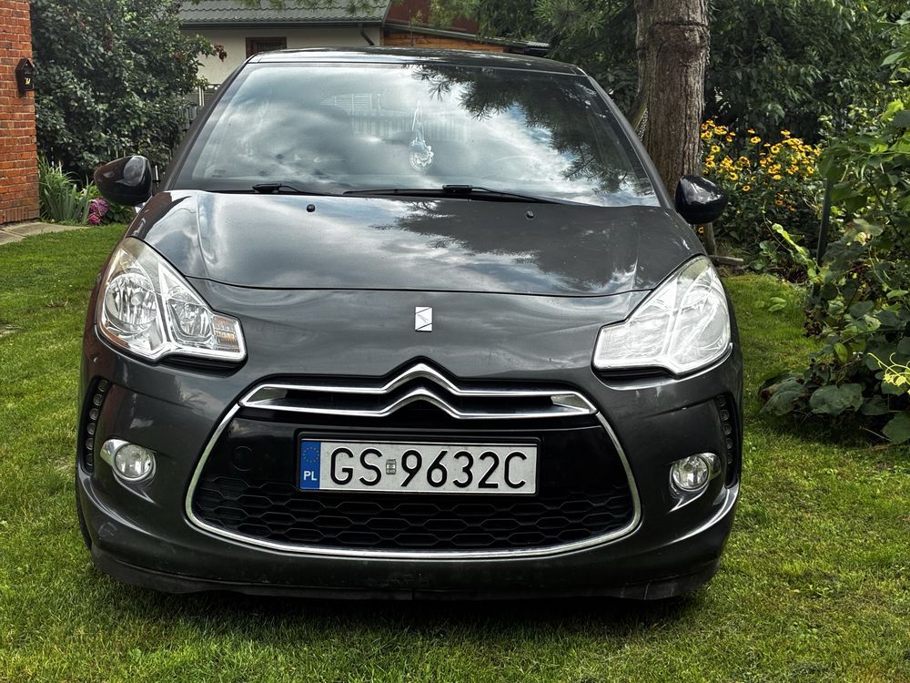 Citroen DS3 1.2 hatchback