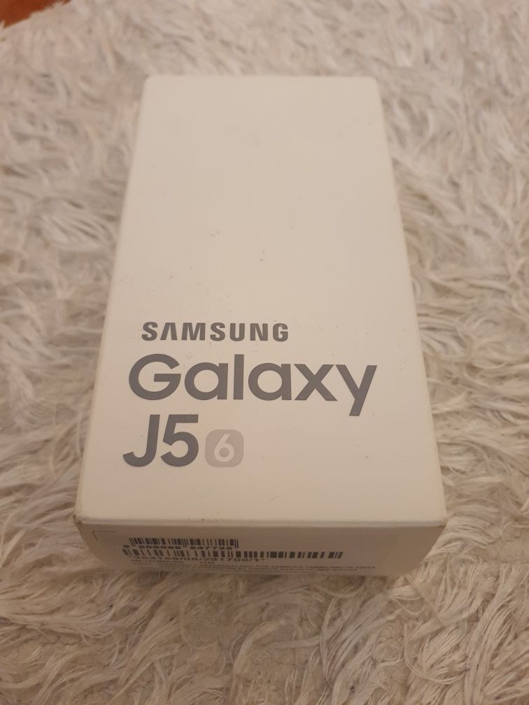 Caixa Samsung Galaxy J5 (2016)