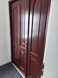Drzwi zewneczne 135x215 drewno