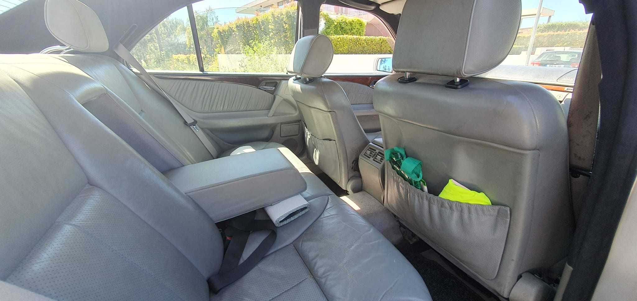 Mercedes económico e confortável