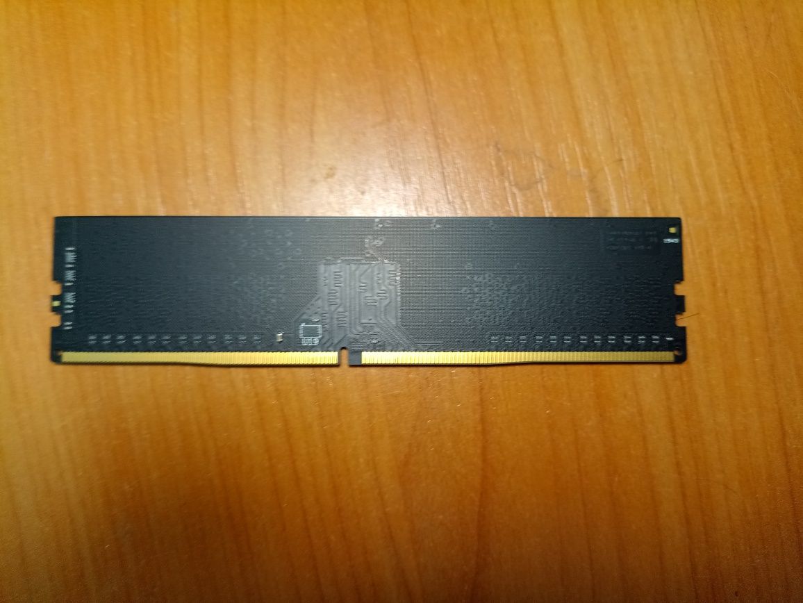 Оперативная память 8гб DDR4 2666 team elite