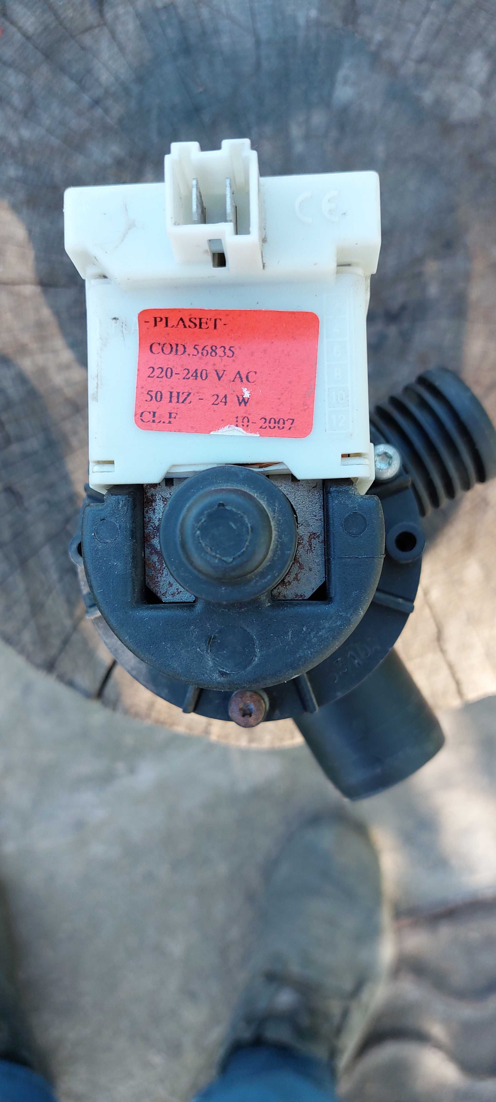 Запчастини до пральної машини індезіт