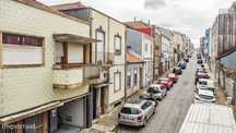 Moradia T4 para venda