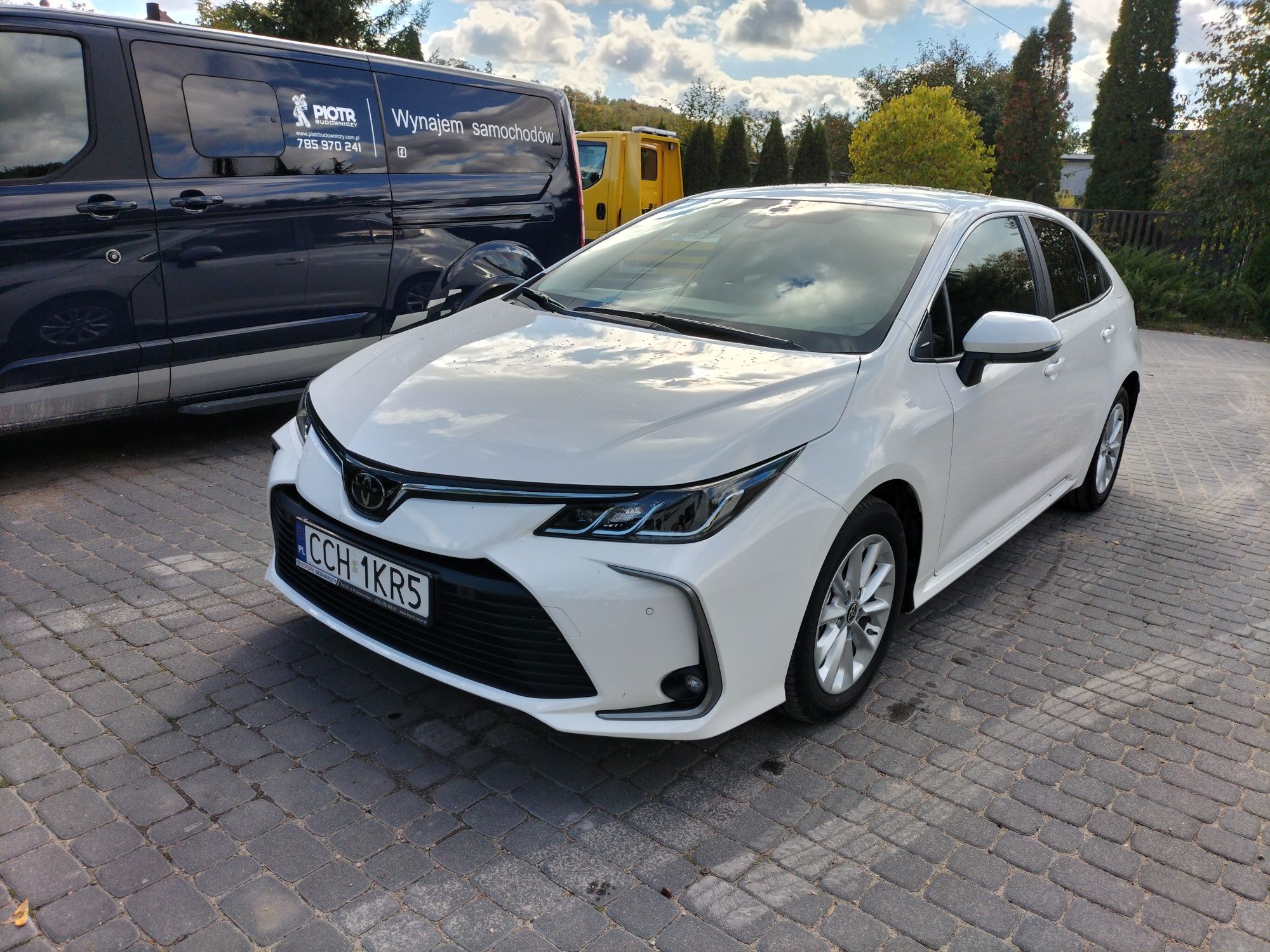 Wynajem samochodów osobowych Toyota Corolla