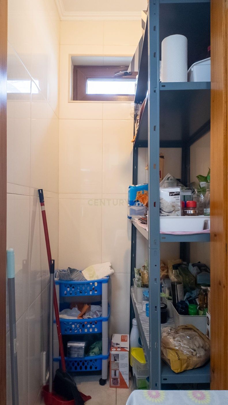 Aluguer  de quartos para meninas (preferencialmente]