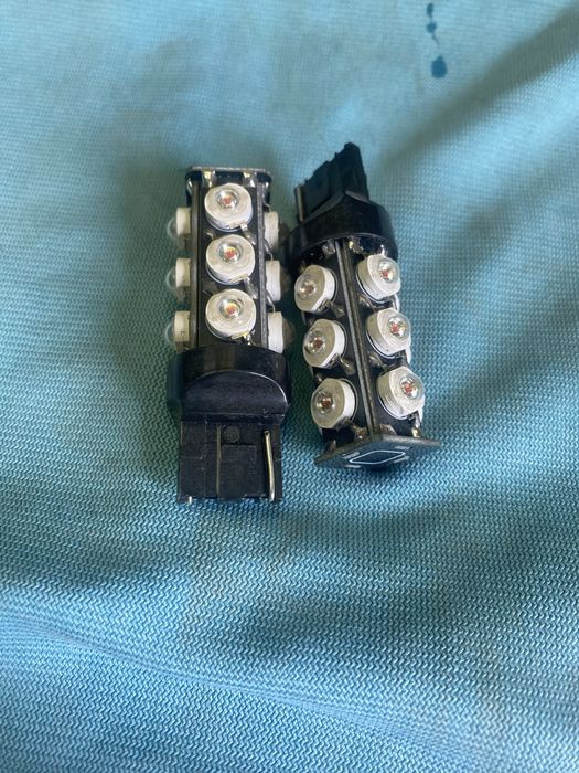 Лампи для жовтих поворотів