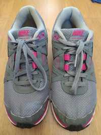 Кроссовки Nike Ready 38,5р. (24,5см)