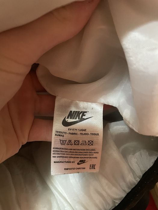 Пухан nike черно-белый