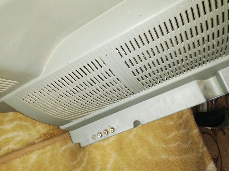 Продам телевізор патріот