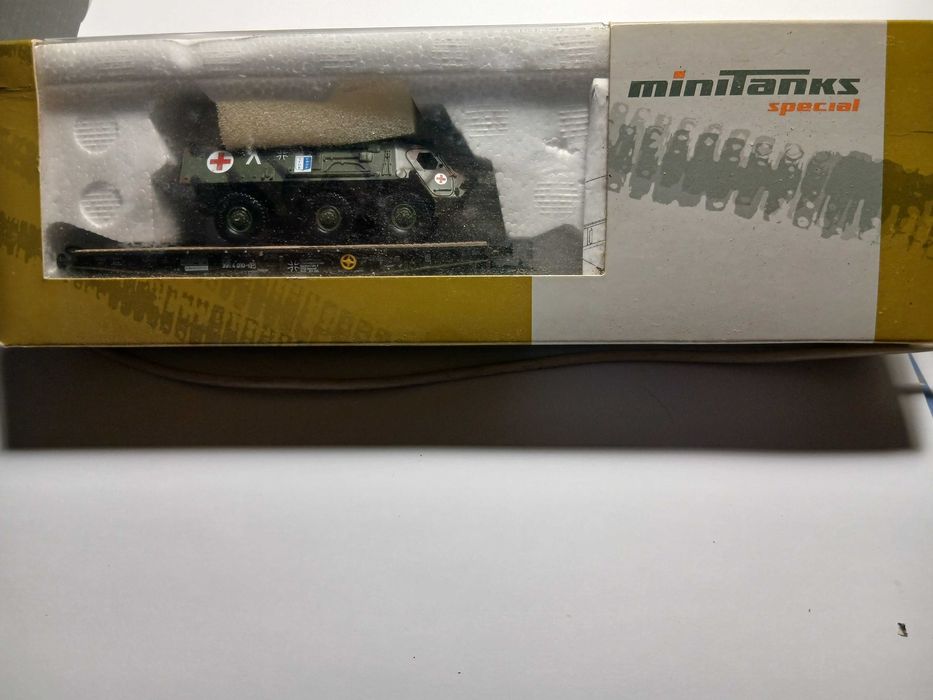 Vagão Roco Mini tanks 756 Fuchs SFOR