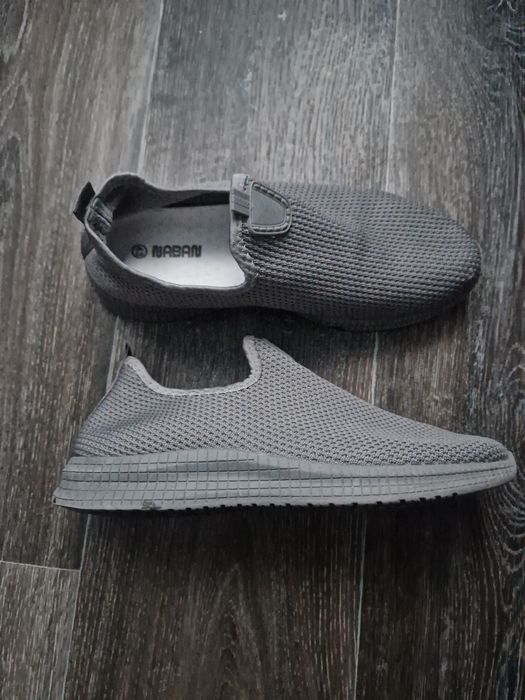 Сліпоти, кросівки, спортивне взуття чоловіче  р.43