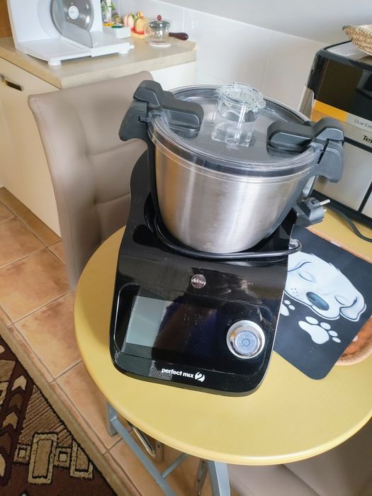 Robot wielofunkcyjny
